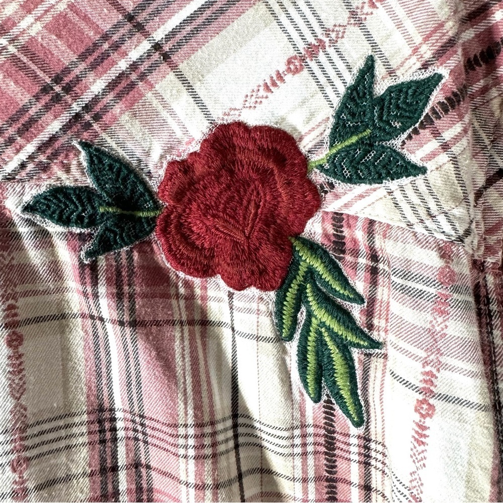 Style & Co Plaid Snap Front Western Shirt Embroidered - Picture 6 of 10